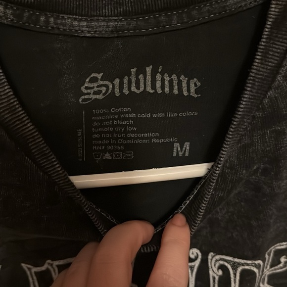 Sublime Dark Gray Short Sleeve Medium Shirt Y2K Reggae Band Unisex - Picture 2 of 3